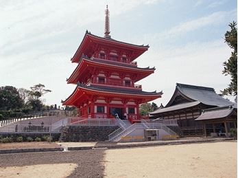 最教寺（三重大塔）