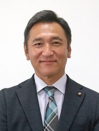 綾香良浩議員の写真