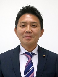 大村議員の写真