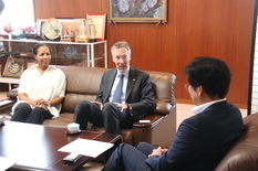 在駐日オランダ大使の市長表敬訪問の写真