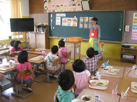 給食の様子