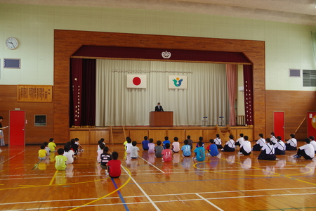 １学期の終業式が行われました。