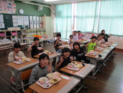 給食の様子