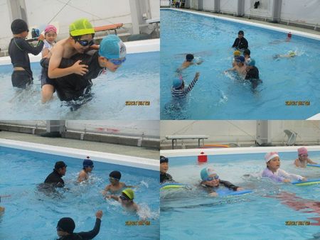 低学年の水泳指導